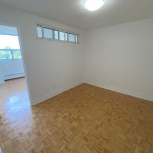 4 1-br den Fenelon